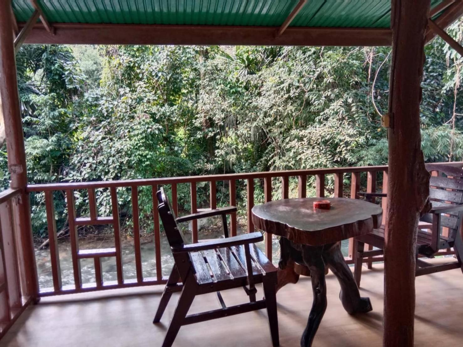 Tree Tops River Huts Khao Sok National Park Extérieur photo